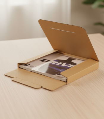 Faltschachtel auf Tisch