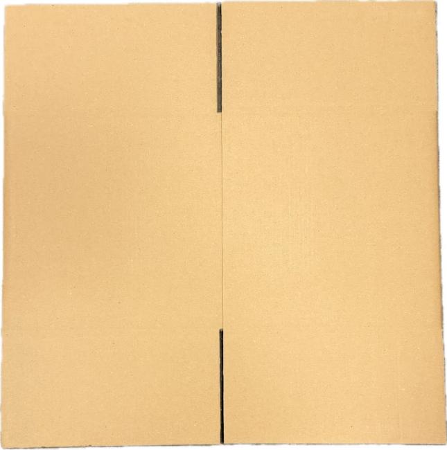 Schwerlastkarton 355x355x355 mm im flachliegenden Zustand für die platzsparende Lagerung.