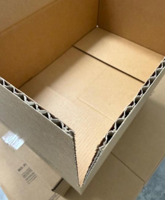 Wellpappe Detail 1 wellig Materialqualität